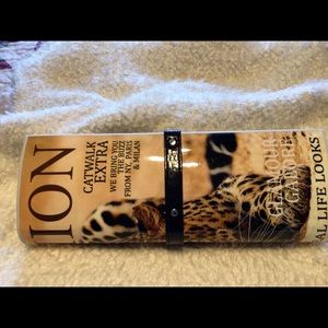 Clutch “magazine” purse, hard shell